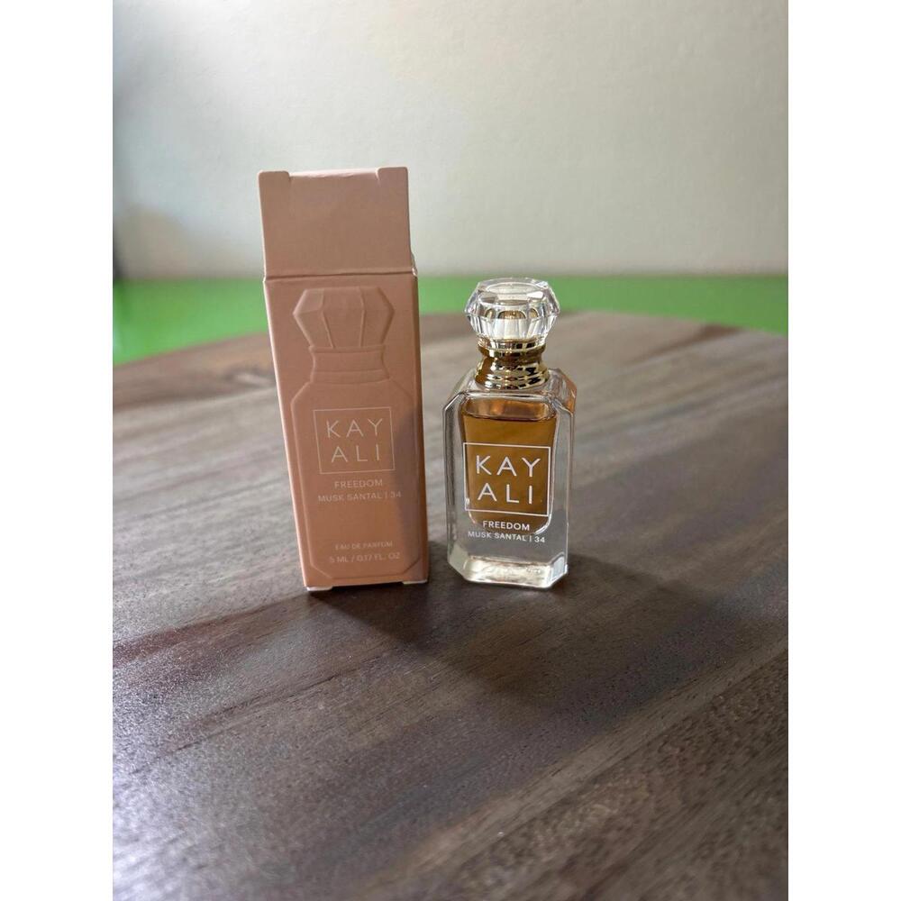 KAYALI Freedom Musk Santal | 34 Eau de Parfum.